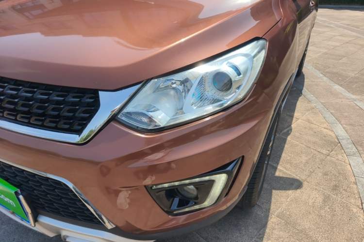 Used BAIC Senova X35 2016 1.5L Automatic Luxury Edition Left Front Headlight