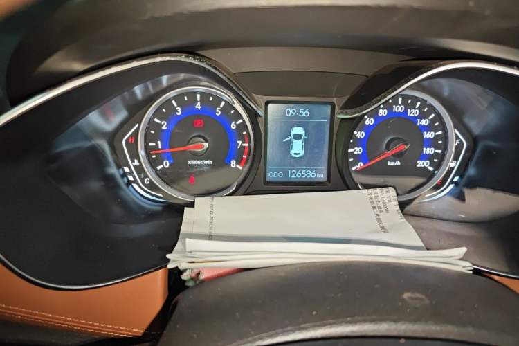 Used BAIC Senova X35 2016 1.5L Manual Luxury Edition Odometer Close Up