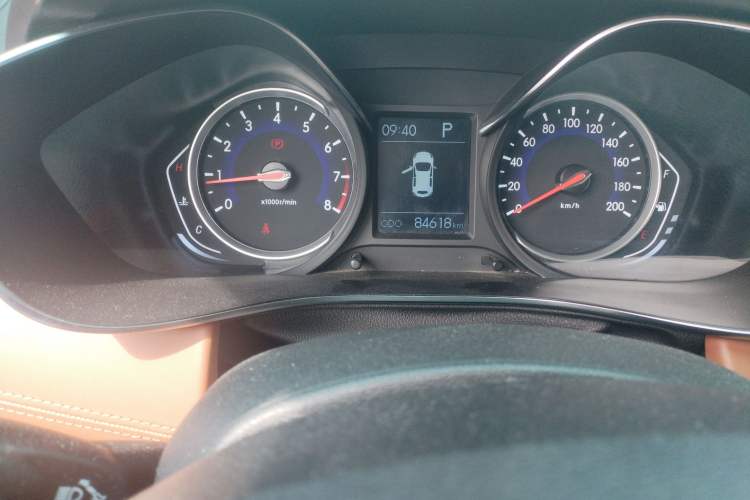 Used BAIC Senova X35 2016 1.5L Automatic Luxury Edition Odometer Close Up