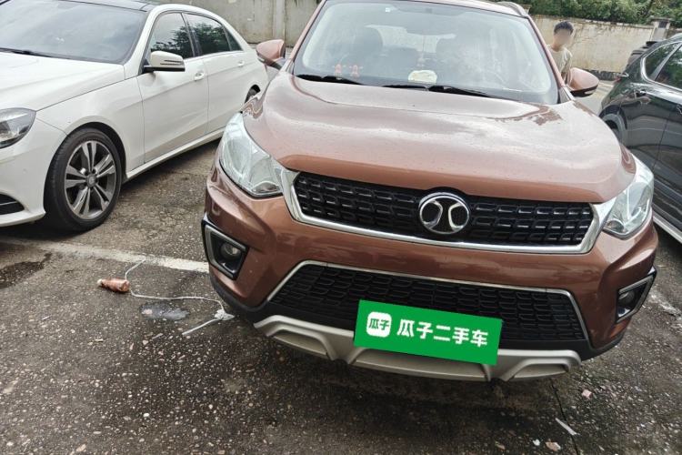Used BAIC Senova X35 2016 1.5L Automatic Elite Edition Right Front Headlight