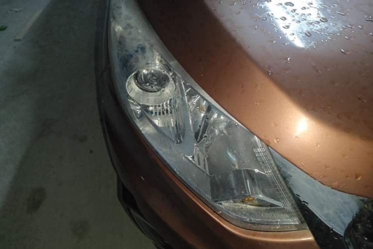 Used BAIC Senova X35 2016 1.5L Automatic Luxury Edition Right Front Headlight