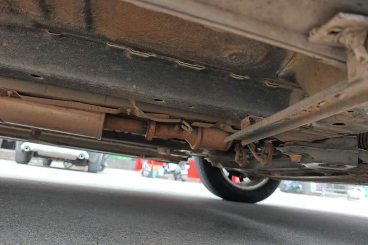 Used BAIC Senova X35 2016 1.5L Manual Elite Edition Right Side Sill