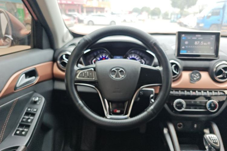 Used BAIC Senova X35 2016 1.5L Manual Elite Edition Steering Wheel