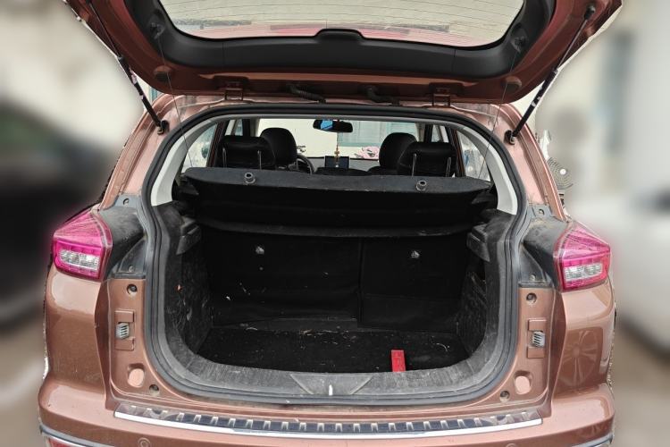 Used BAIC Senova X35 2016 1.5L Automatic Elite Edition Trunk