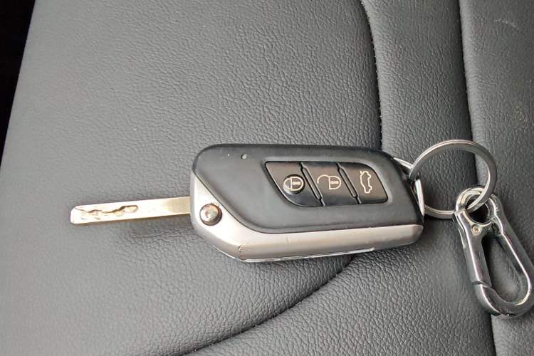 Used BAIC Senova X35 2016 1.5L Manual Elite Edition Vehicle Key