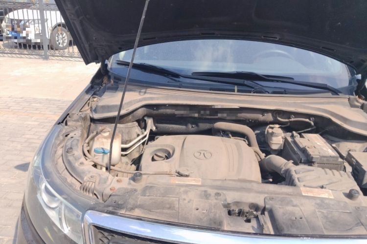Used BAIC Senova X55 2016 1.5T CVT Elite Edition Engine Bay Right