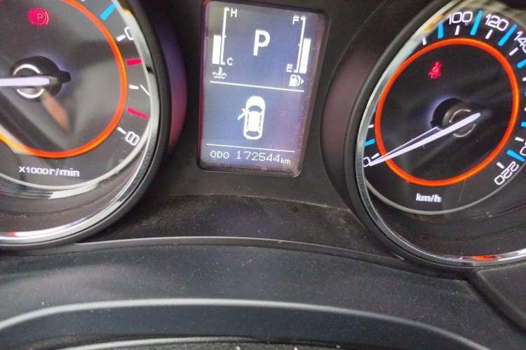 Used BAIC Senova X55 2016 1.5T CVT Elite Edition Odometer Close Up