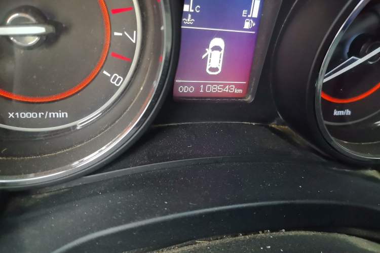 Used BAIC Senova X55 2016 1.5L Manual Comfort Version Odometer Close Up