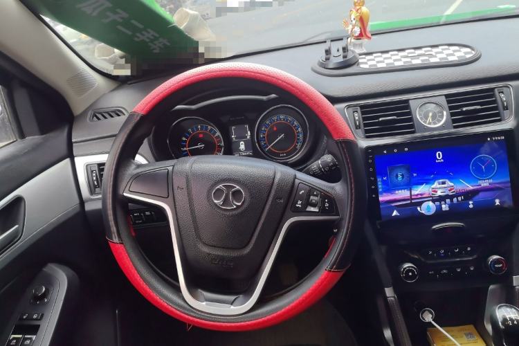 Used BAIC Senova X55 2016 1.5L Manual Comfort Version Steering Wheel