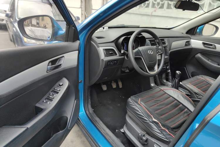 Used BAIC Senova X55 2016 1.5L Manual Comfort Version Driver Seat