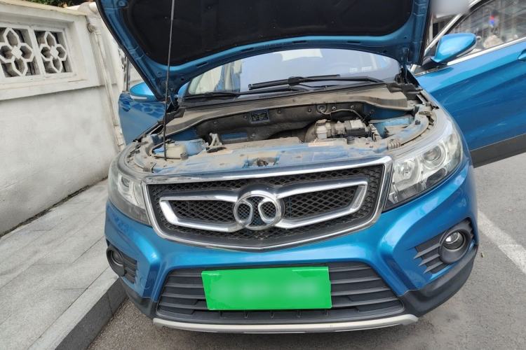 Used BAIC Senova X55 2016 1.5L Manual Comfort Version Engine Bay