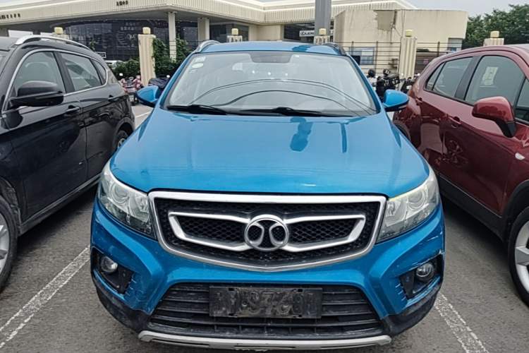 Used BAIC Senova X55 2016 1.5T CVT Elite Edition Front