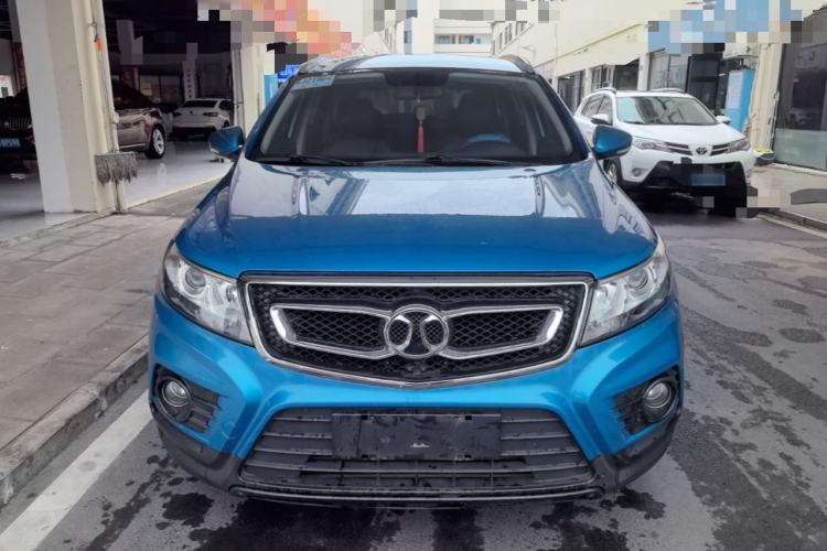 Used BAIC Senova X55 2016 1.5T CVT Elite Edition Front