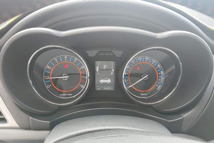 Used BAIC Senova X55 2016 1.5T CVT Elite Edition Instrument Cluster
