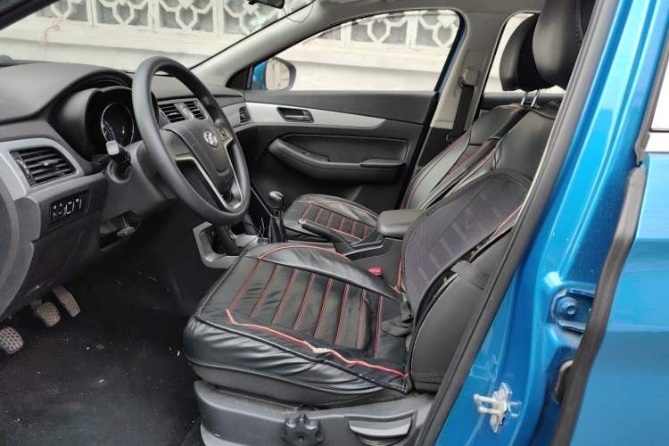 Used BAIC Senova X55 2016 1.5L Manual Comfort Version Left Front Seat