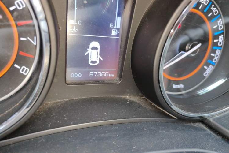 Used BAIC Senova X55 2016 1.5L Manual Comfort Version Odometer Close Up