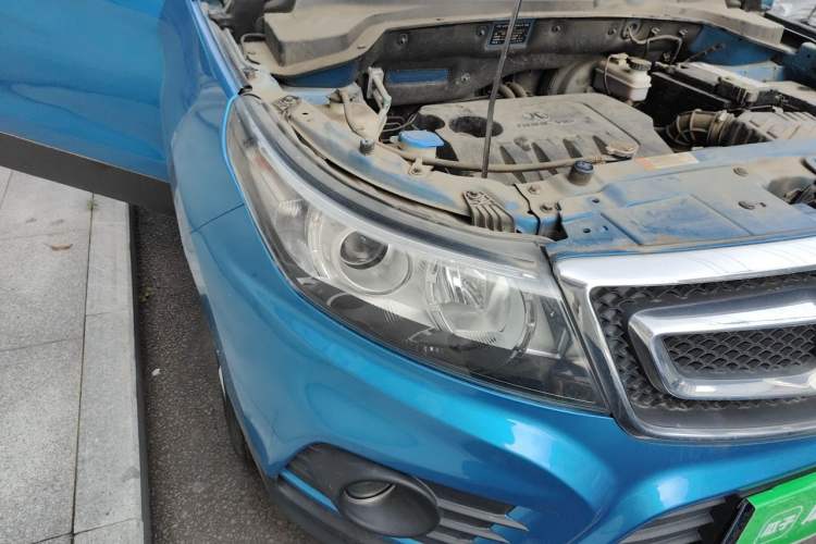 Used BAIC Senova X55 2016 1.5L Manual Comfort Version Right Front Headlight