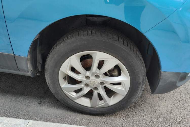 Used BAIC Senova X55 2016 1.5L Manual Comfort Version Right Front Wheel Hub