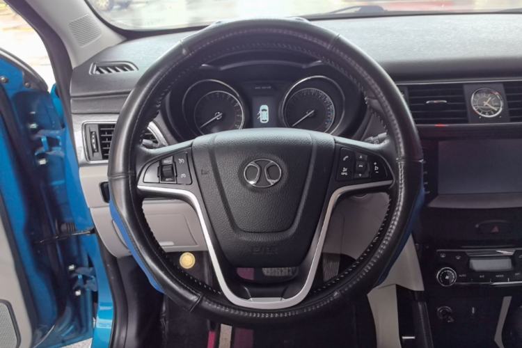 Used BAIC Senova X55 2016 1.5T CVT Elite Edition Steering Wheel