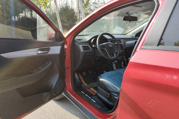 Used BAIC Senova X55 2016 1.5L Manual Comfort Version Driver Seat