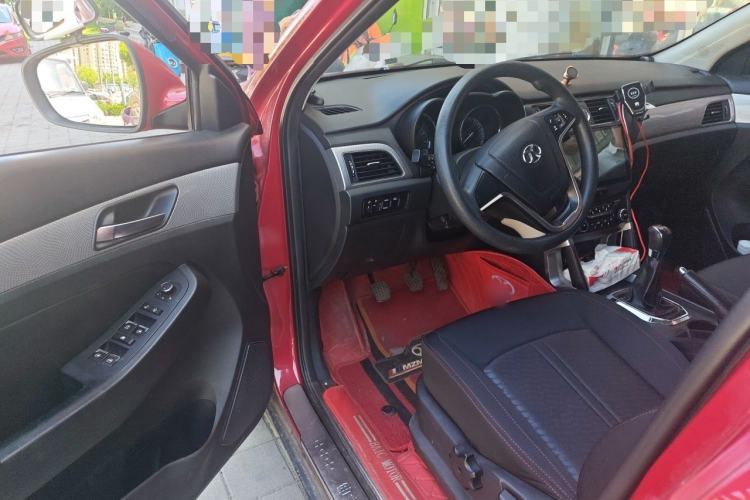 Used BAIC Senova X55 2016 1.5L Manual Comfort Version Driver Seat
