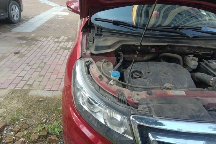 Used BAIC Senova X55 2016 1.5T manual comfort version Engine Bay Right