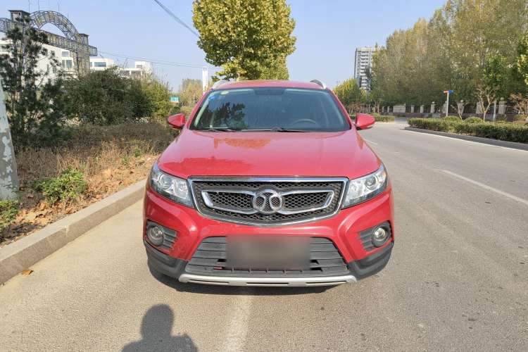 Used BAIC Senova X55 2016 1.5L Manual Comfort Version Front