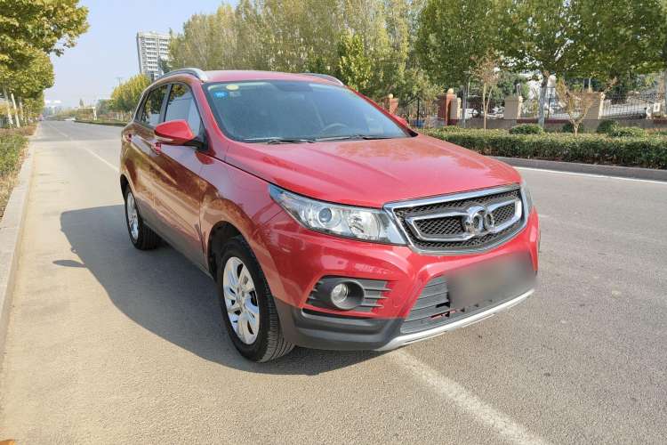 Used BAIC Senova X55 2016 1.5L Manual Comfort Version Front Right 45 Deg