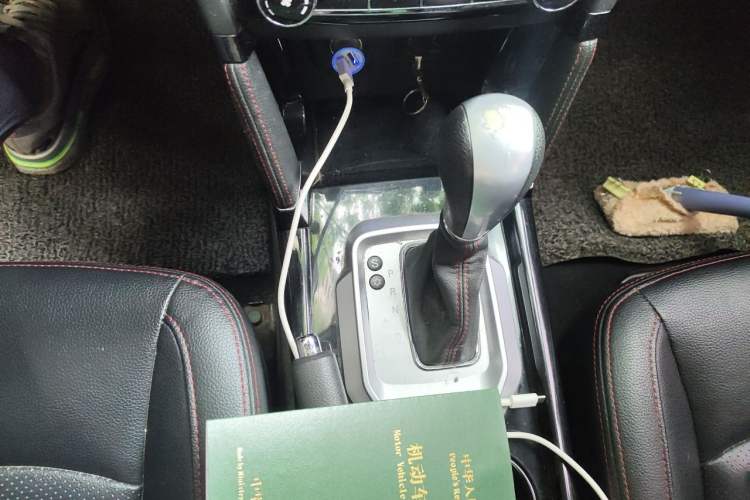 Used BAIC Senova X55 2016 1.5T CVT Elite Edition Gear Lever