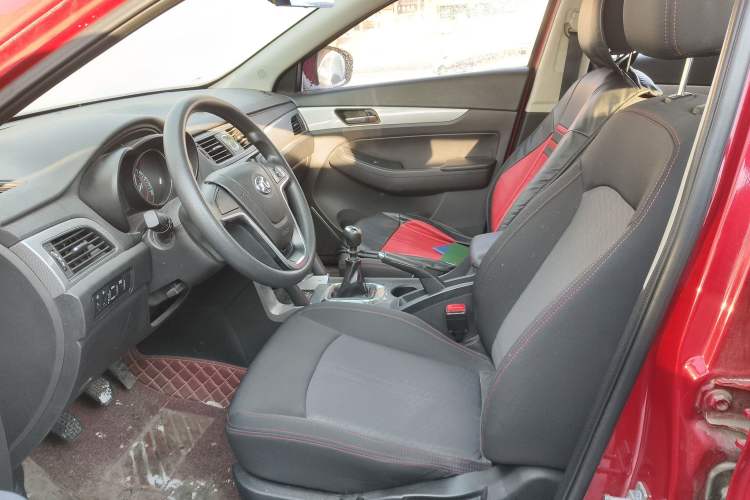 Used BAIC Senova X55 2016 1.5T manual comfort version Left Front Seat