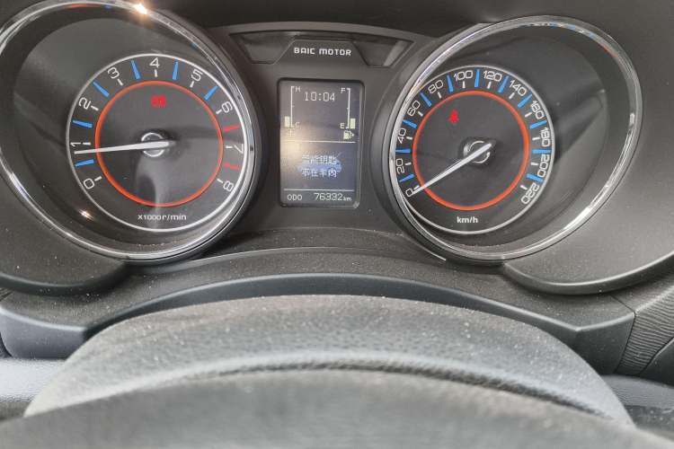 Used BAIC Senova X55 2016 1.5T manual comfort version Odometer Close Up