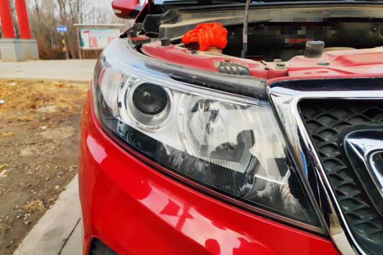 Used BAIC Senova X55 2016 1.5T CVT Comfort Version Right Front Headlight
