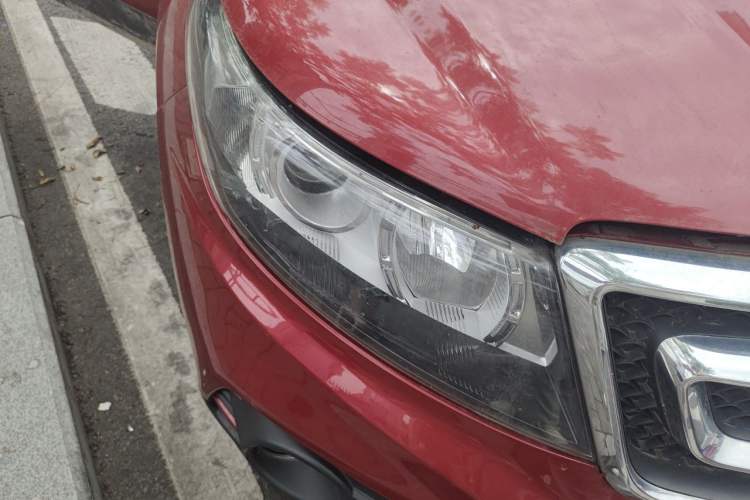 Used BAIC Senova X55 2016 1.5T CVT Elite Edition Right Front Headlight