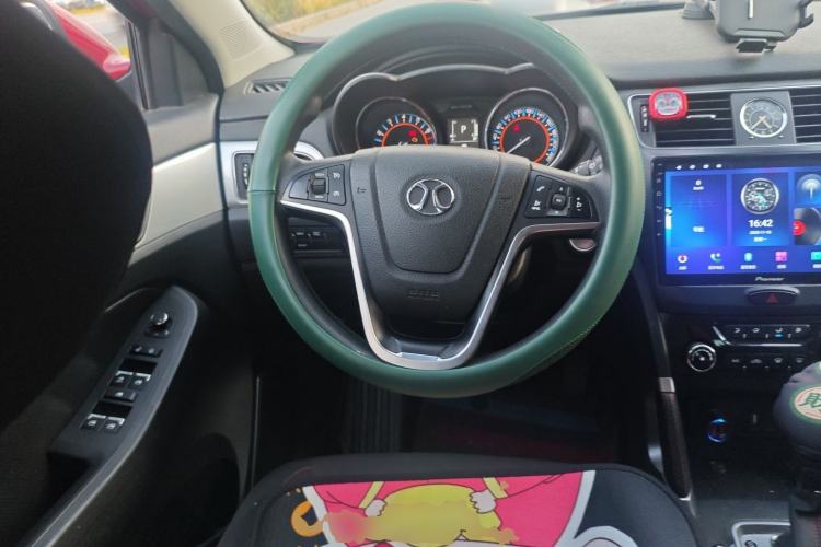 Used BAIC Senova X55 2016 1.5T CVT Comfort Version Steering Wheel
