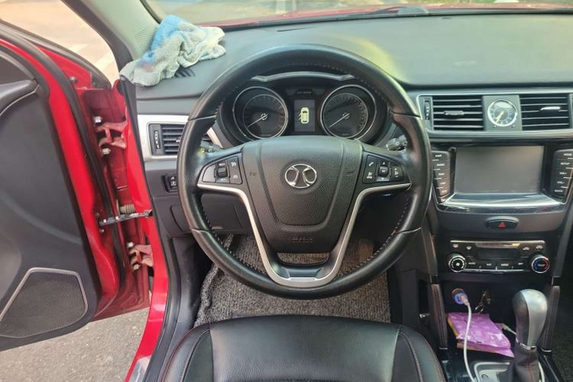 Used BAIC Senova X55 2016 1.5T CVT Elite Edition Steering Wheel