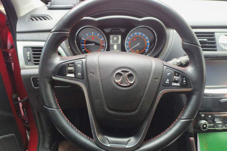Used BAIC Senova X55 2016 1.5T CVT Luxury Edition Steering Wheel