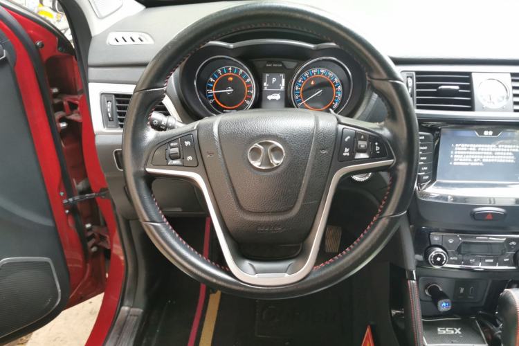 Used BAIC Senova X55 2016 1.5T CVT Luxury Edition Steering Wheel