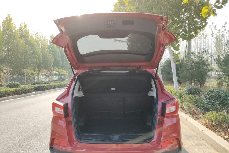Used BAIC Senova X55 2016 1.5L Manual Comfort Version Trunk