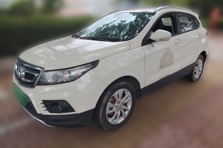 Used BAIC Senova X55 2016 1.5L Manual Comfort Version Guazi used car, China used car export, Used car for sale, Used cars, Cheapest cars for sale