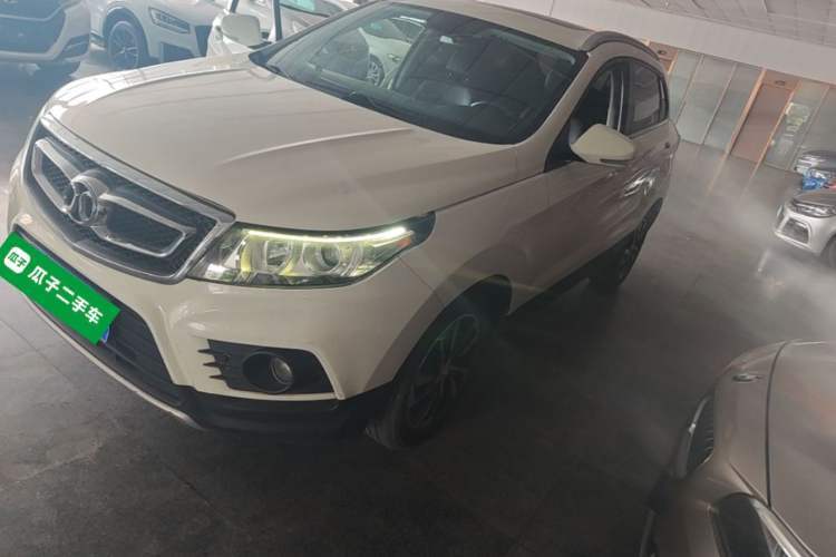 Used BAIC Senova X55 2016 1.5T CVT Elite Edition Guazi used car, China used car export, Used car for sale, Used  cars, Cheapest cars for sale
