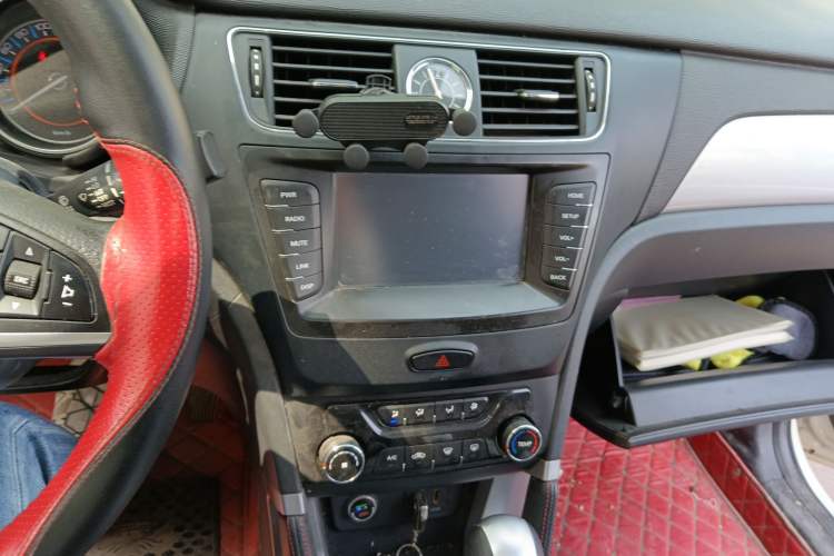 Used BAIC Senova X55 2016 1.5T CVT Comfort Version Audio And AC Panel