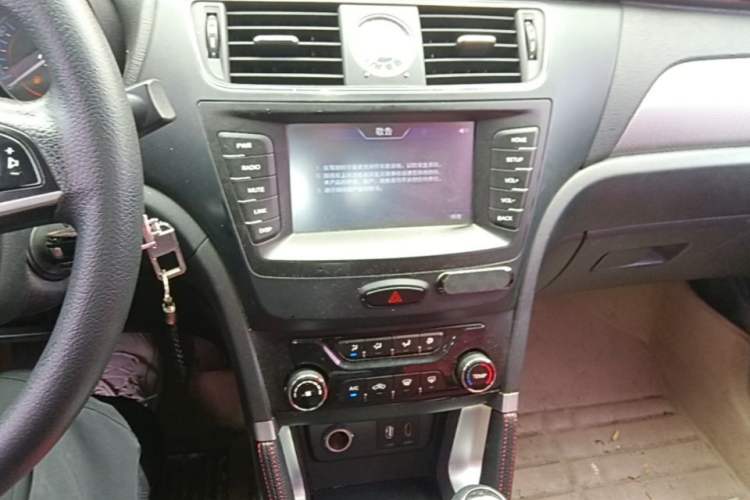Used BAIC Senova X55 2016 1.5L Manual Comfort Version Audio And AC Panel