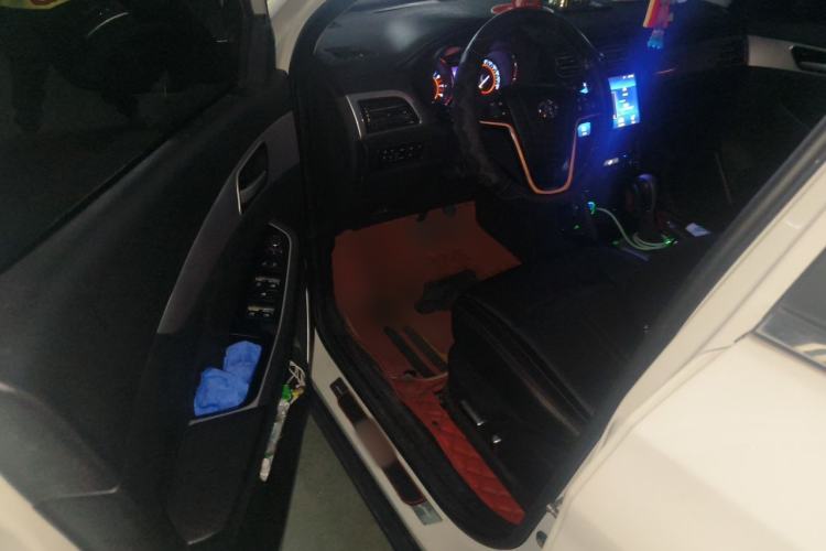 Used BAIC Senova X55 2016 1.5T CVT Luxury Edition Driver Seat