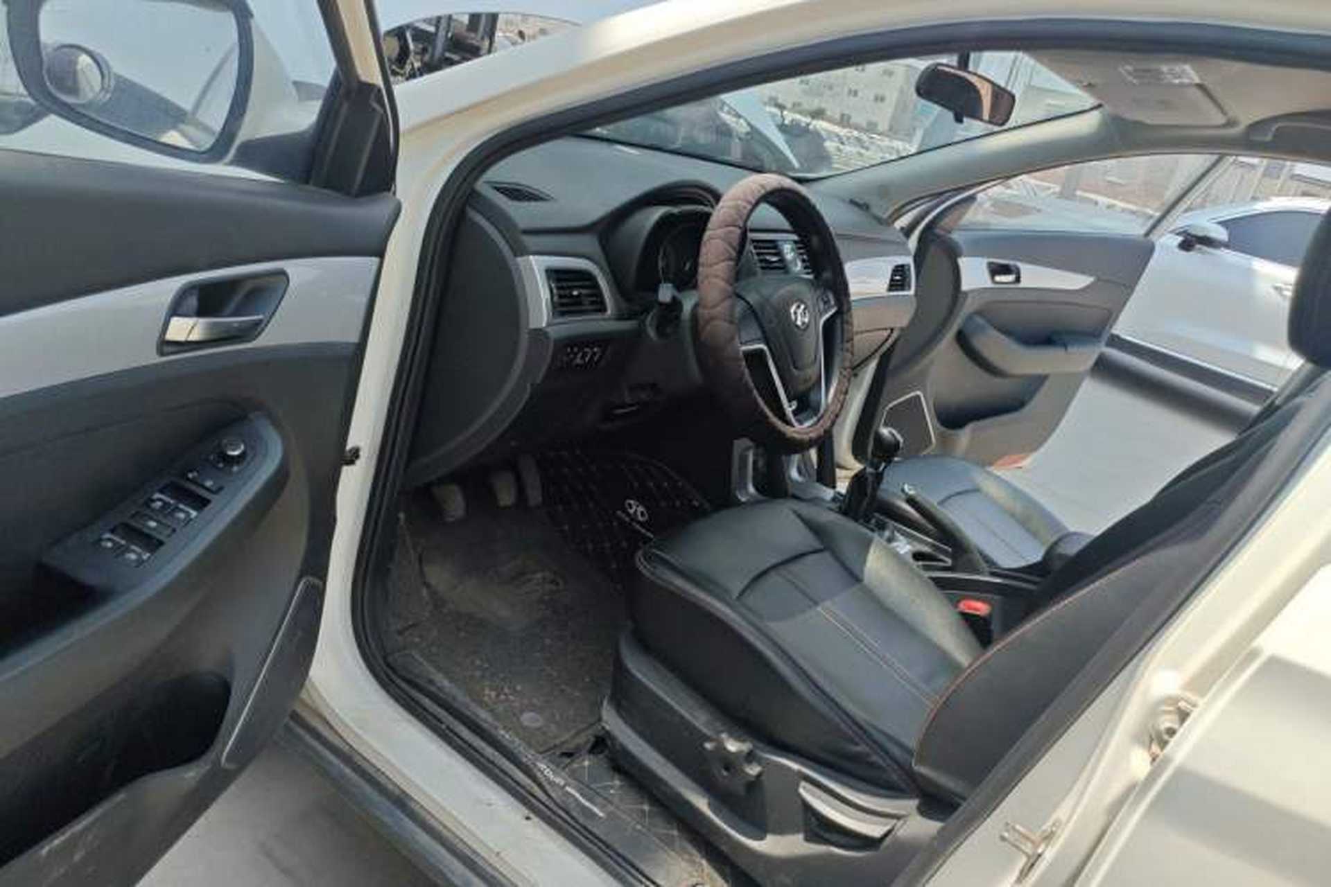 Used BAIC Senova X55 2016 1.5L Manual Comfort Version Driver Seat