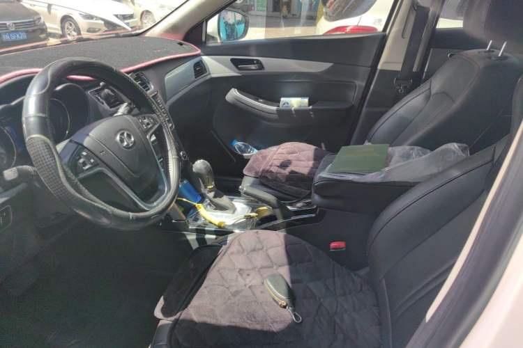 Used BAIC Senova X55 2016 1.5T CVT Luxury Edition Driver Seat