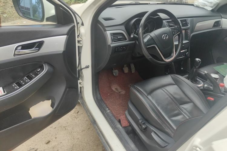 Used BAIC Senova X55 2016 1.5L Manual Elite Edition Driver Seat
