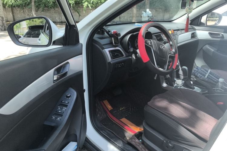 Used BAIC Senova X55 2016 1.5T CVT Comfort Version Driver Seat