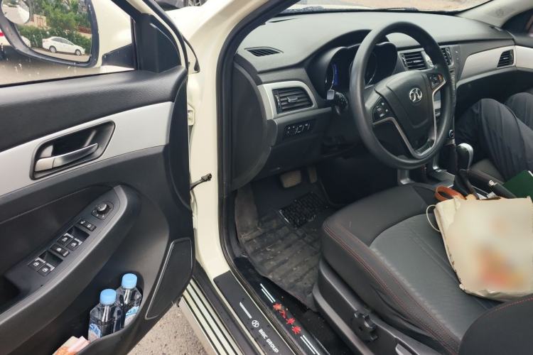 Used BAIC Senova X55 2016 1.5T CVT Comfort Version Driver Seat