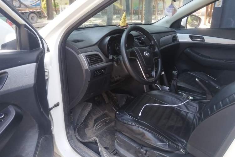 Used BAIC Senova X55 2016 1.5L Manual Standard Edition Driver Seat