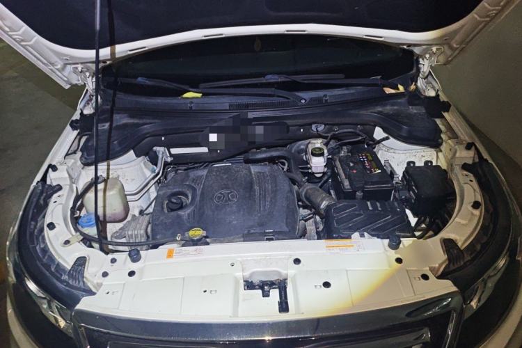 Used BAIC Senova X55 2016 1.5T CVT Elite Edition Engine Bay